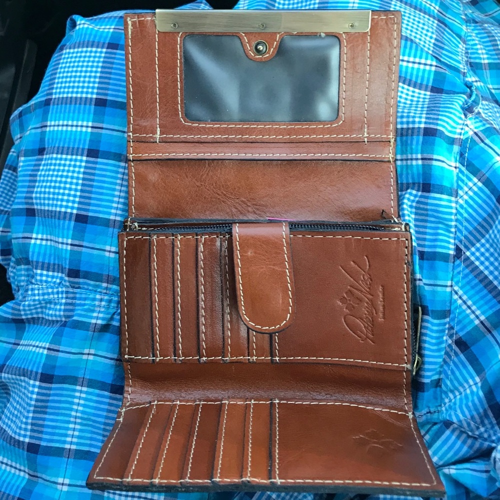 Patricia Nash Tri Fold